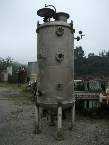 Tanque em aço inox, 2.000 litros