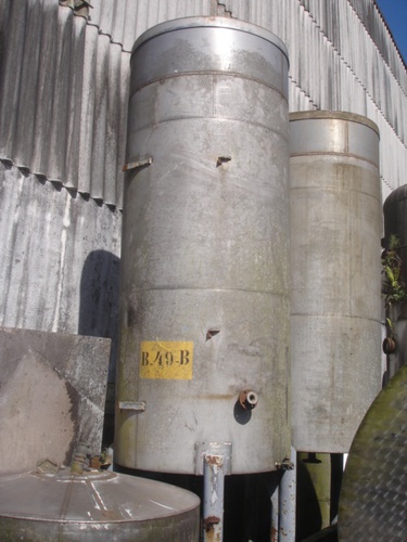 Tanque em aço inox, 2.800 litros