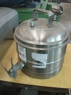 Galão em aço inox, 7 litros